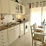 Flat Via Torraltinha * 라고스