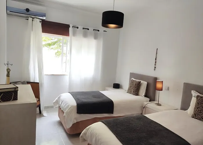 アパート Flat Via Torraltinha